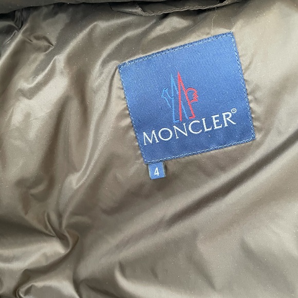 Moncler Down w/ Fur Hood Women's Puffer Coat - Picture 5 of 5